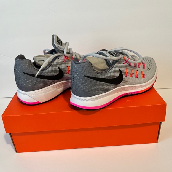 Nike Air Zoom Pegasus 33 Sneakers - Picture 2 of 4